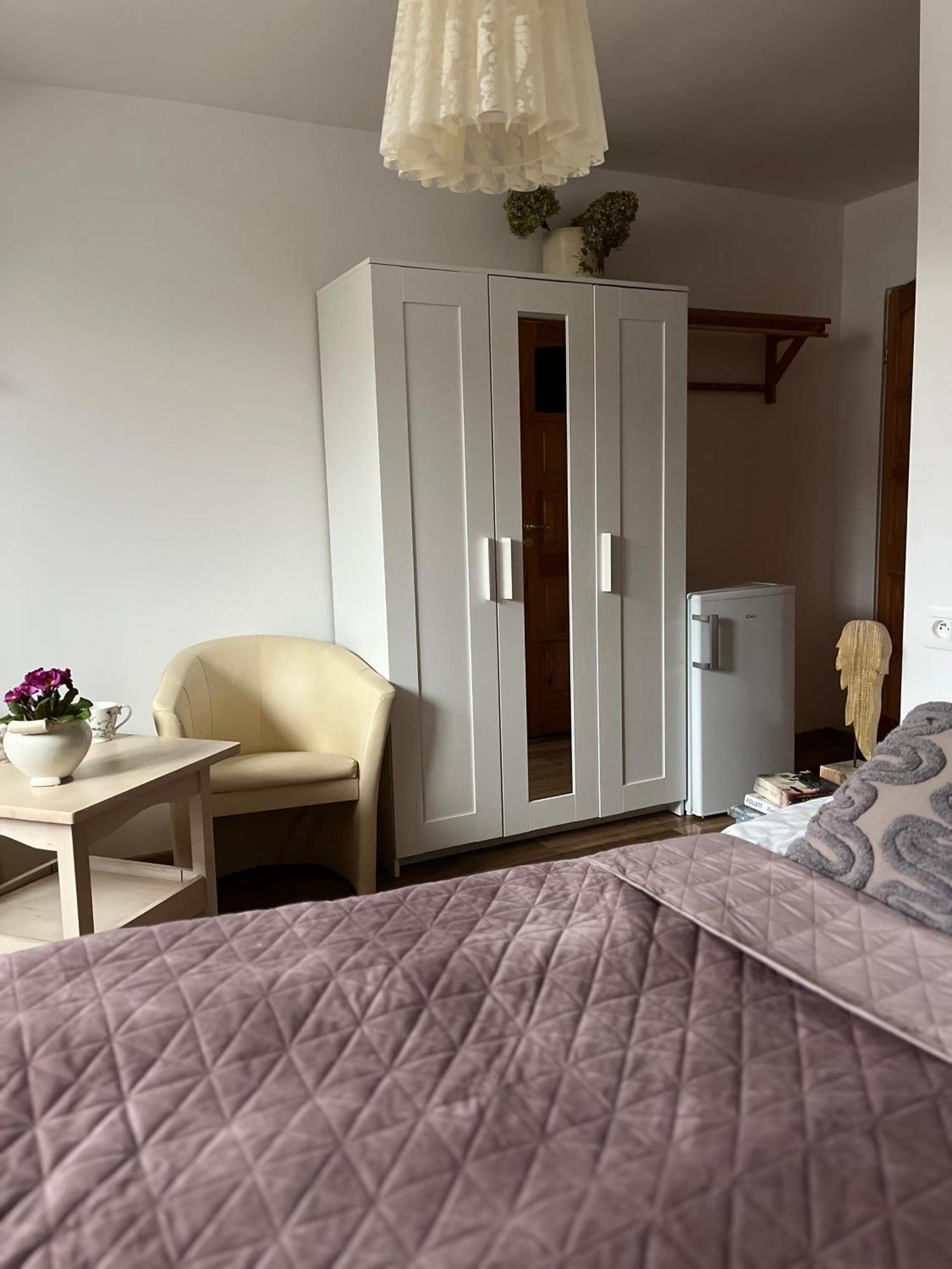 Gosciniec Strzecha Hotel Kąty Rybackie Екстериор снимка
