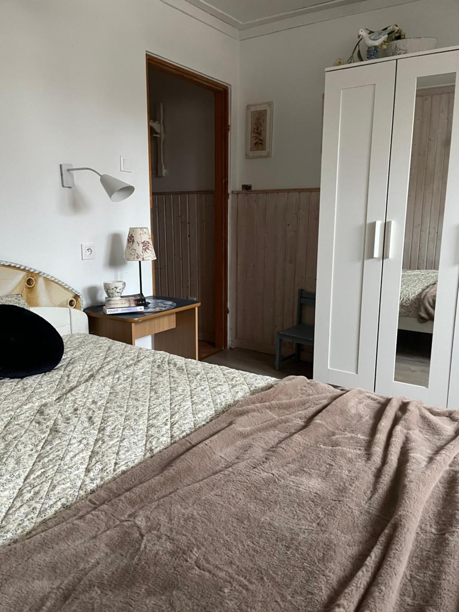 Gosciniec Strzecha Hotel Kąty Rybackie Екстериор снимка