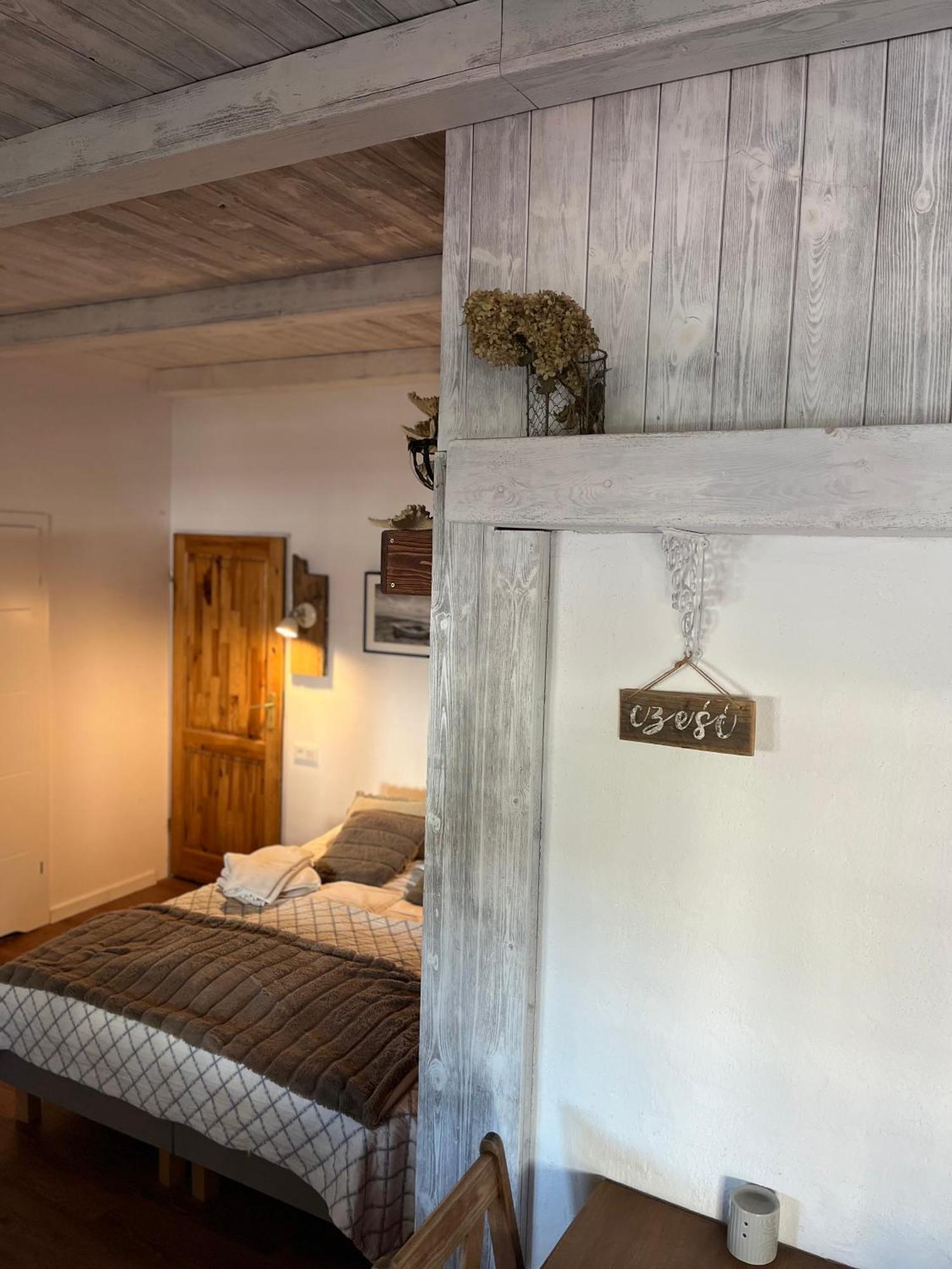 Gosciniec Strzecha Hotel Kąty Rybackie Екстериор снимка